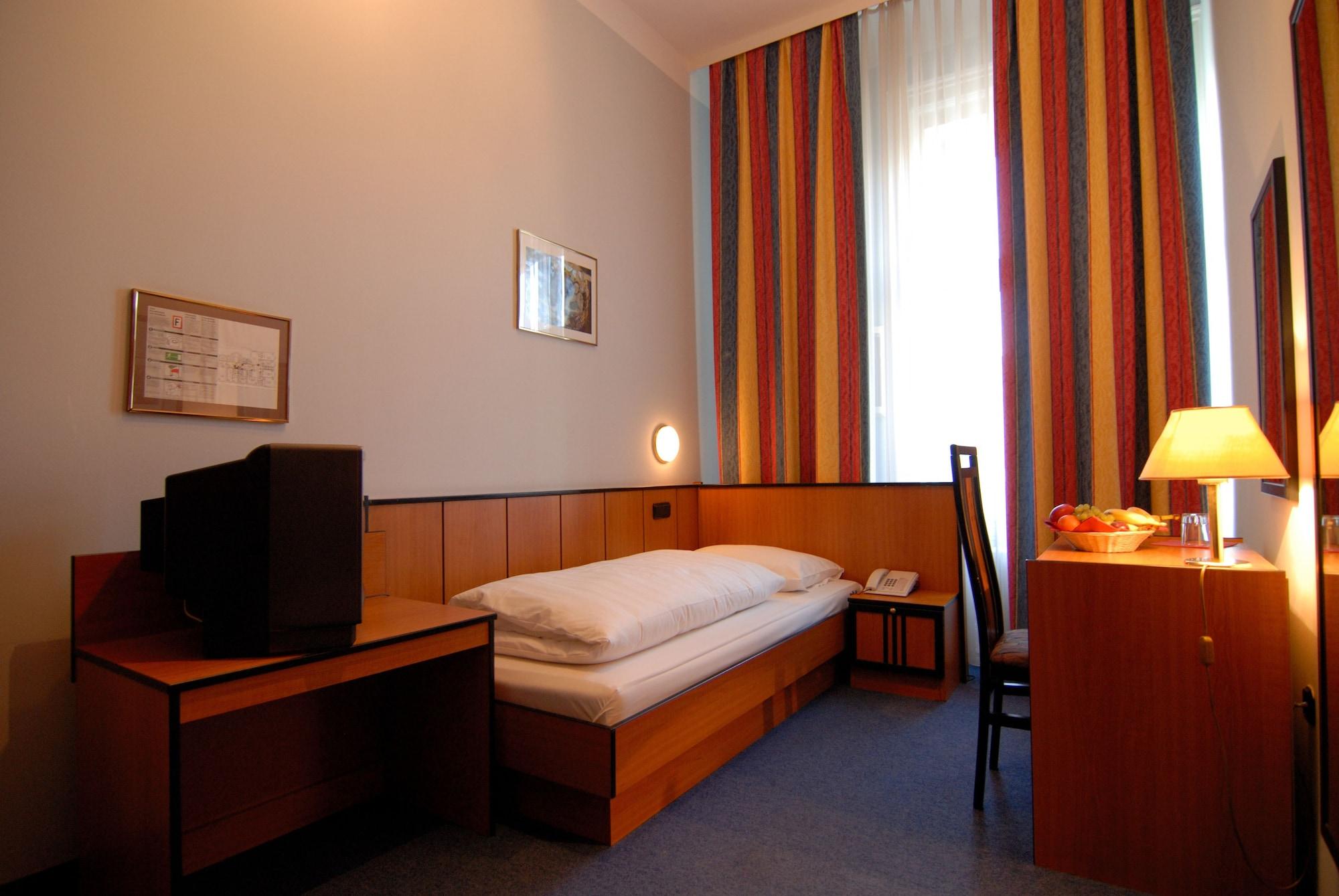 Drei Kronen Hotel Wien City Extérieur photo